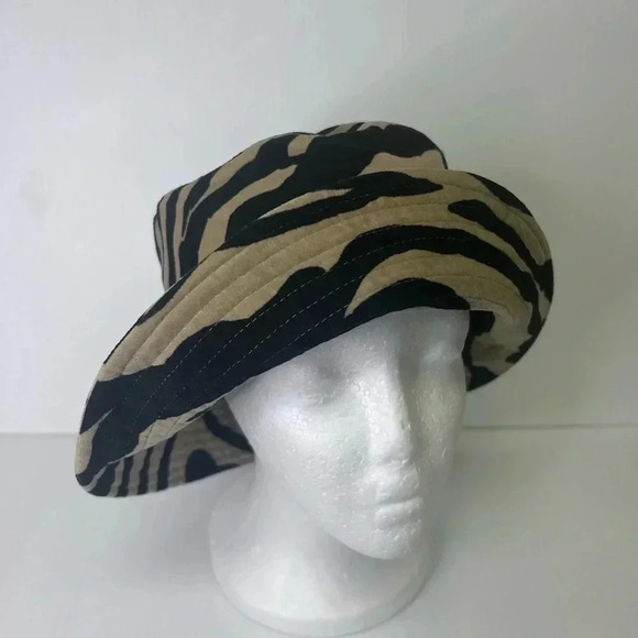 🖤”Charter Club” Velour Black & Tan Animal Print Bucket Hat🖤 - Picture 5 of 10